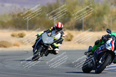 media/Jan-09-2022-SoCal Trackdays (Sun) [[2b1fec8404]]/Turn 6 (1035am)/